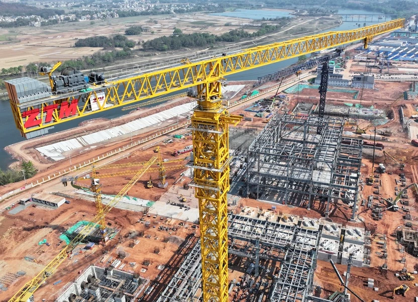 Flat Top Tower Crane